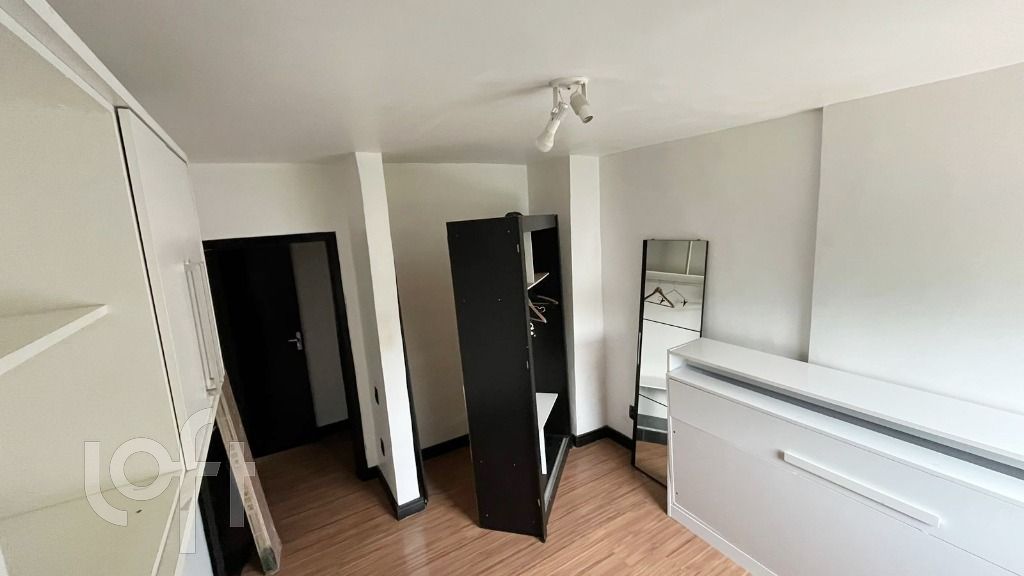 Apartamento à venda com 2 quartos, 54m² - Foto 3