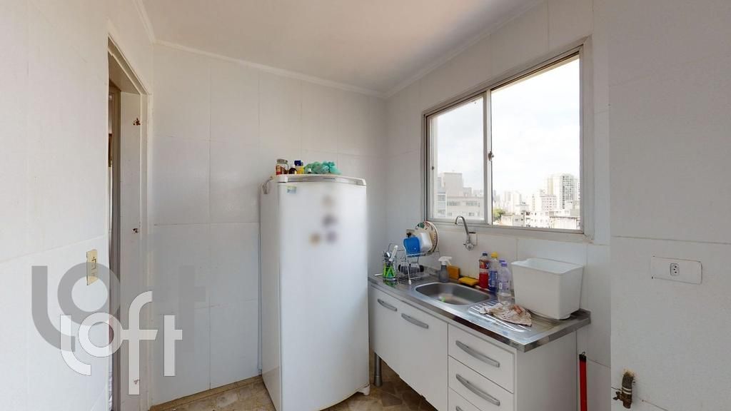 Apartamento à venda com 2 quartos, 70m² - Foto 11