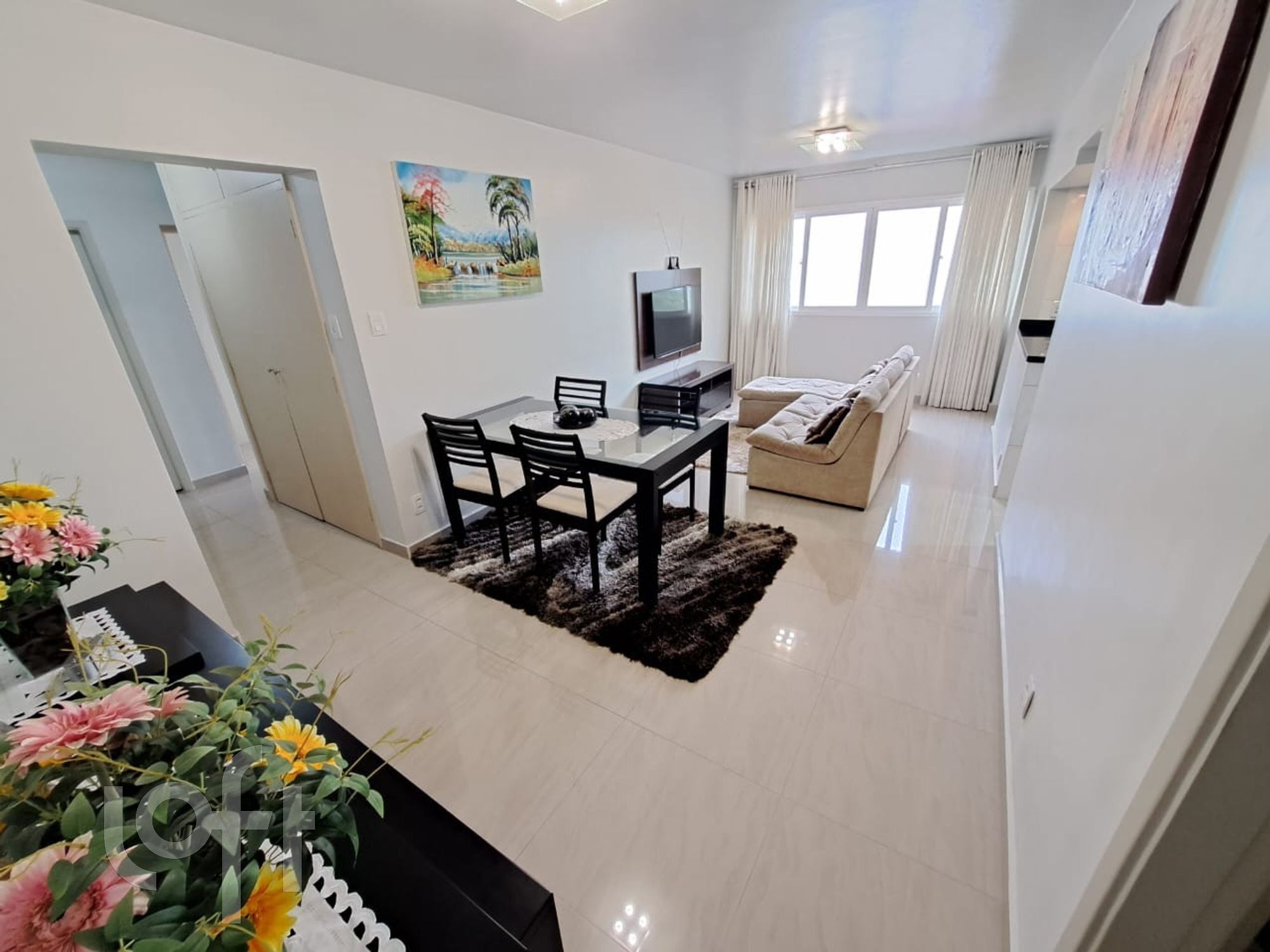 Apartamento à venda com 3 quartos, 85m² - Foto 1