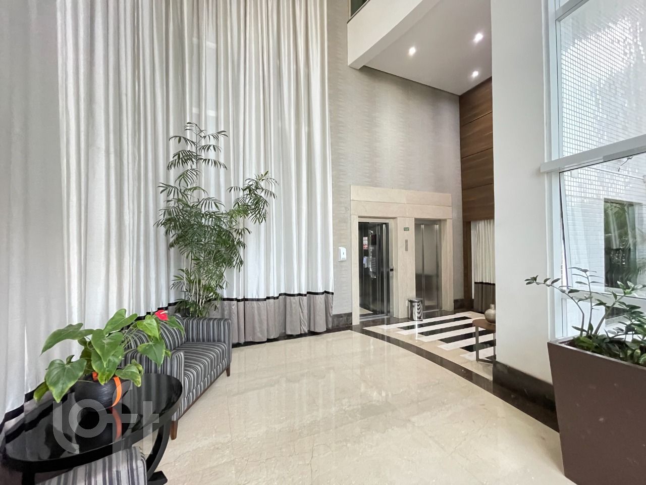 Apartamento, 3 quartos, 330 m² - Foto 43