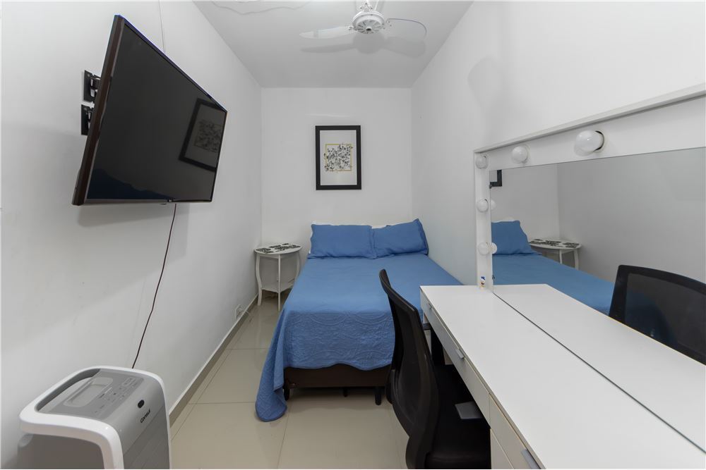 Casa à venda com 2 quartos, 200m² - Foto 14