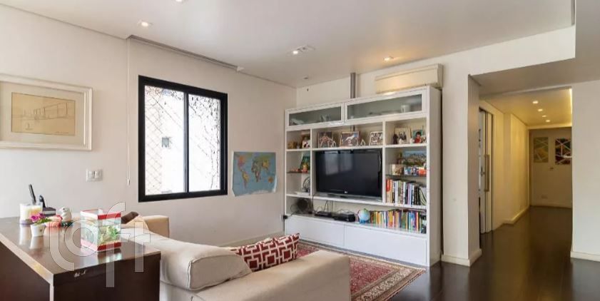 Apartamento à venda com 3 quartos, 167m² - Foto 1