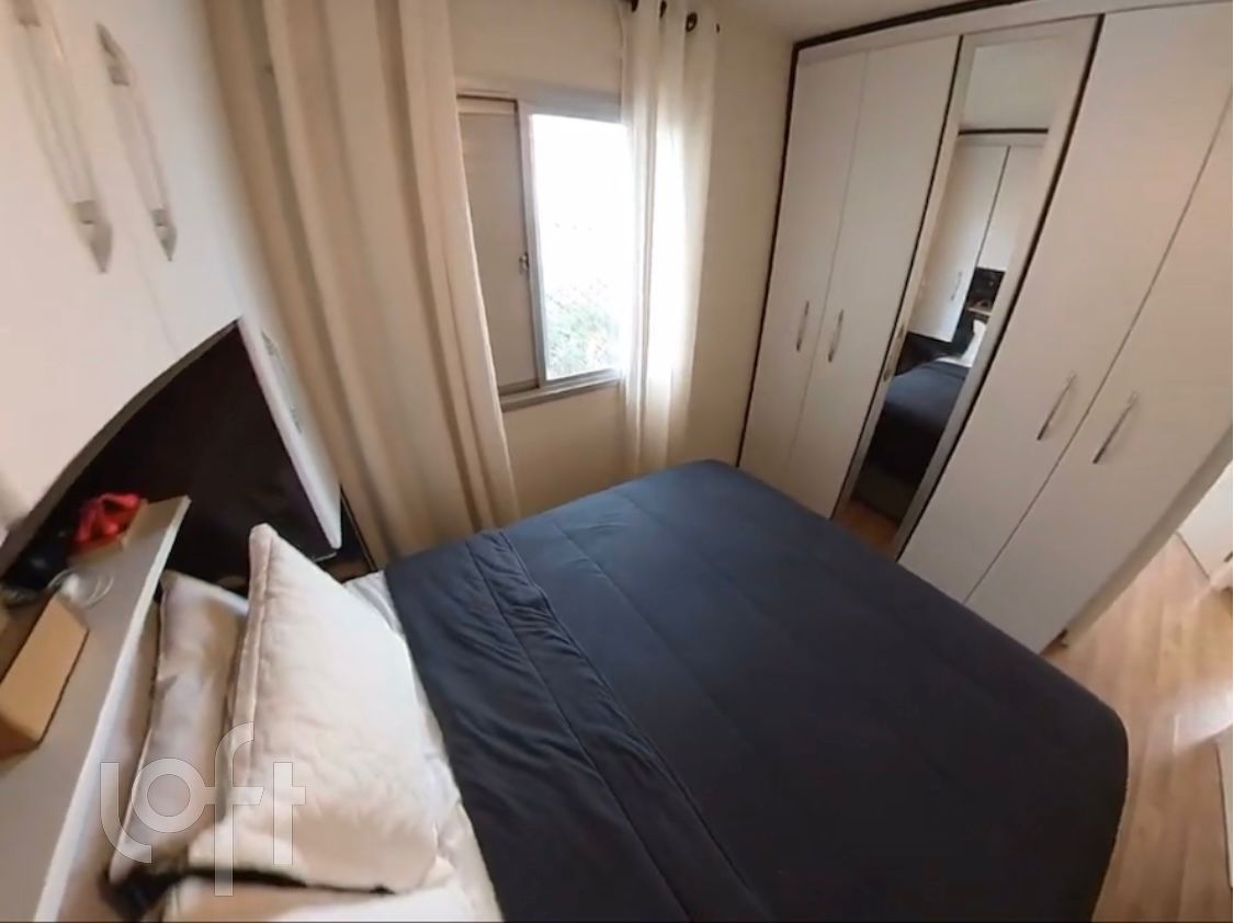 Apartamento à venda com 2 quartos, 64m² - Foto 12
