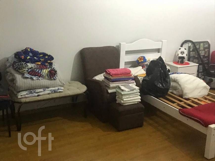 Casa de Condomínio à venda com 5 quartos, 300m² - Foto 3