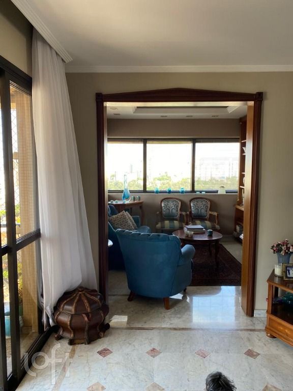Apartamento à venda com 4 quartos, 276m² - Foto 9