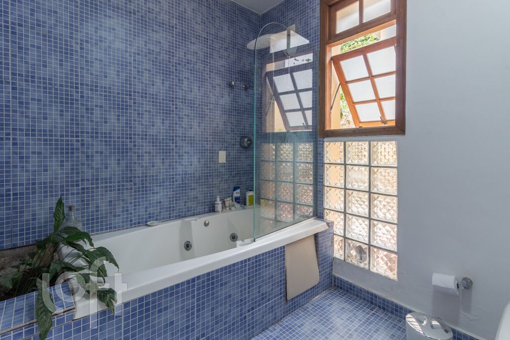 Casa, 3 quartos, 209 m² - Foto 38