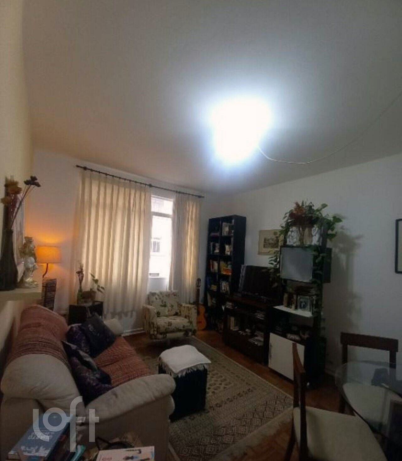 Apartamento à venda com 1 quarto, 47m² - Foto 2