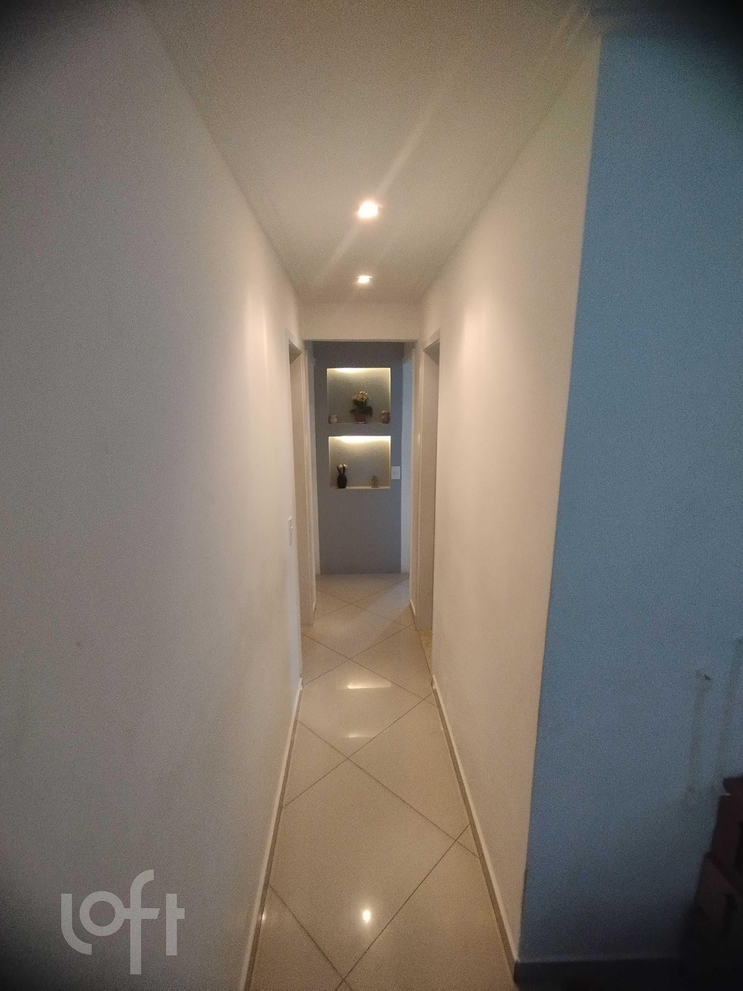 Apartamento à venda com 3 quartos, 100m² - Foto 9