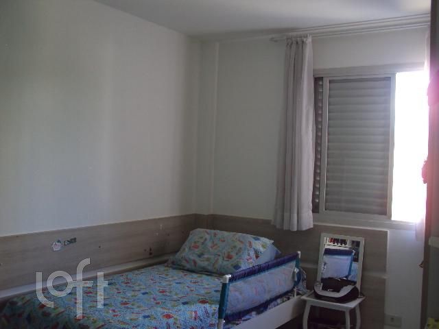 Apartamento à venda com 3 quartos, 85m² - Foto 7