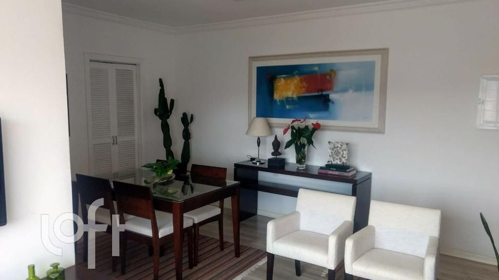 Apartamento à venda com 2 quartos, 64m² - Foto 35