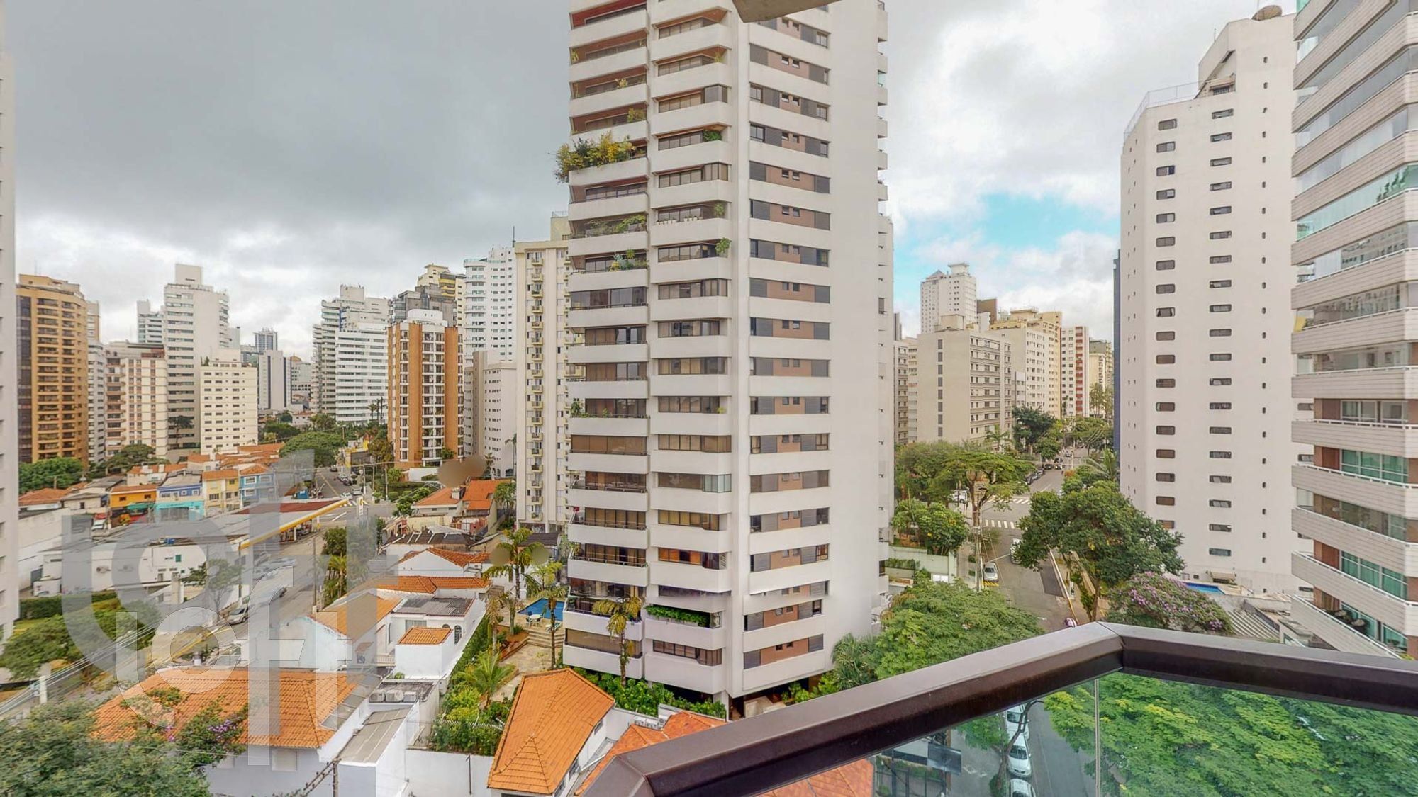 Apartamento à venda com 1 quarto, 64m² - Foto 2