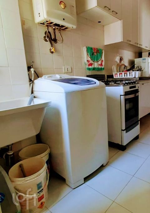 Apartamento à venda com 2 quartos, 67m² - Foto 13