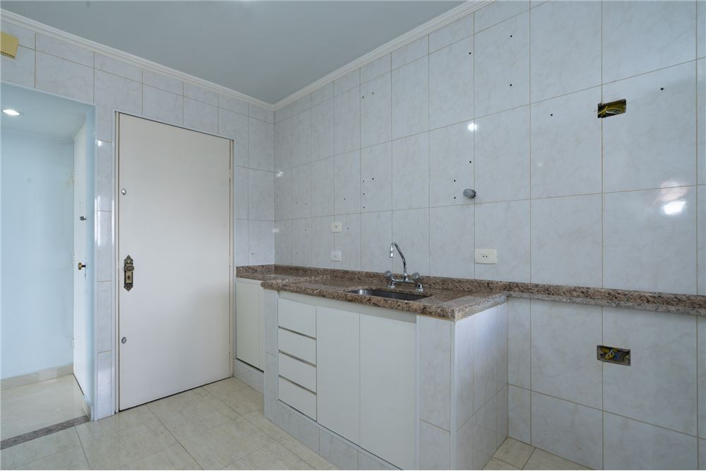 Apartamento à venda com 3 quartos, 90m² - Foto 17