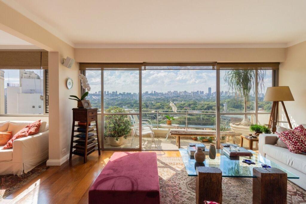 Apartamento à venda com 3 quartos, 190m² - Foto 3