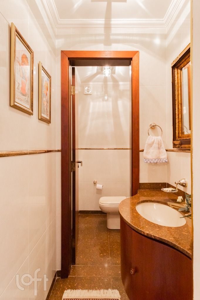 Casa à venda com 3 quartos, 284m² - Foto 9