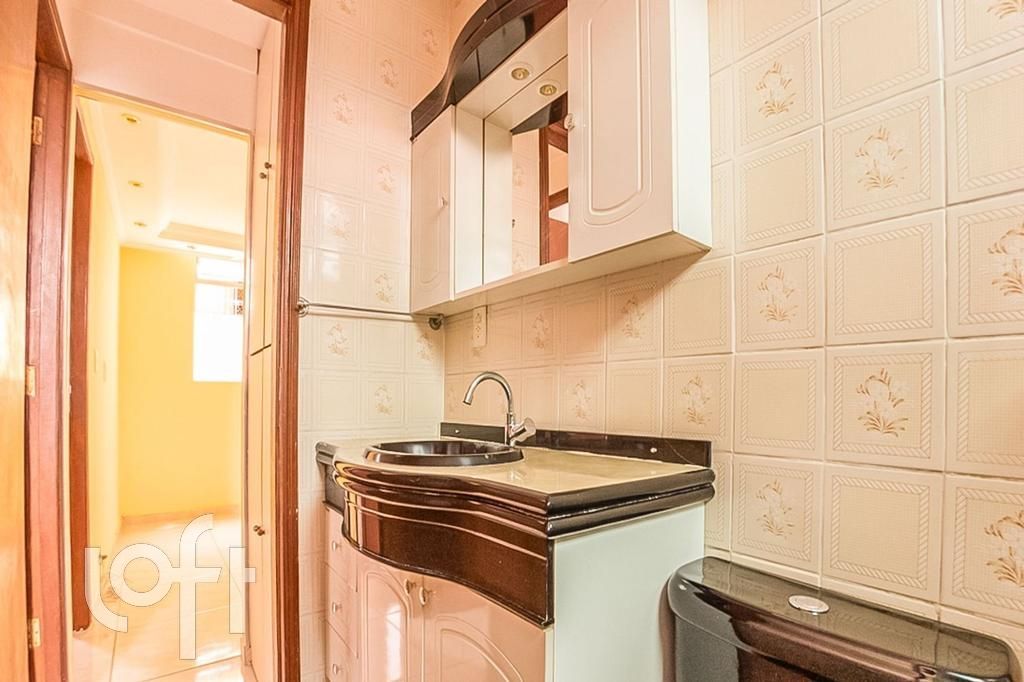 Apartamento à venda com 2 quartos, 43m² - Foto 22