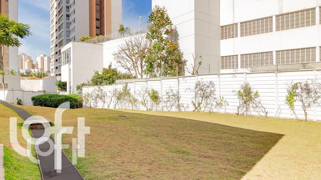 Apartamento à venda com 2 quartos, 76m² - Foto 24