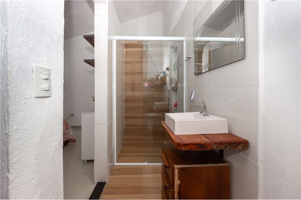 Casa à venda com 2 quartos, 200m² - Foto 12