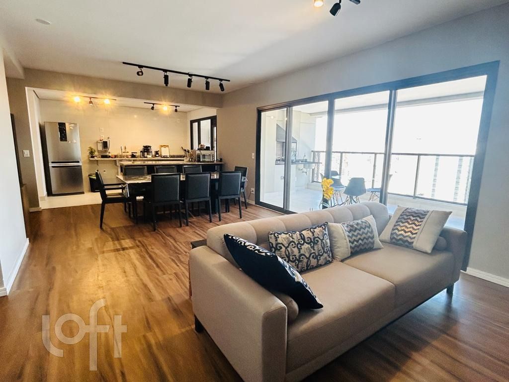 Apartamento à venda com 3 quartos, 158m² - Foto 1