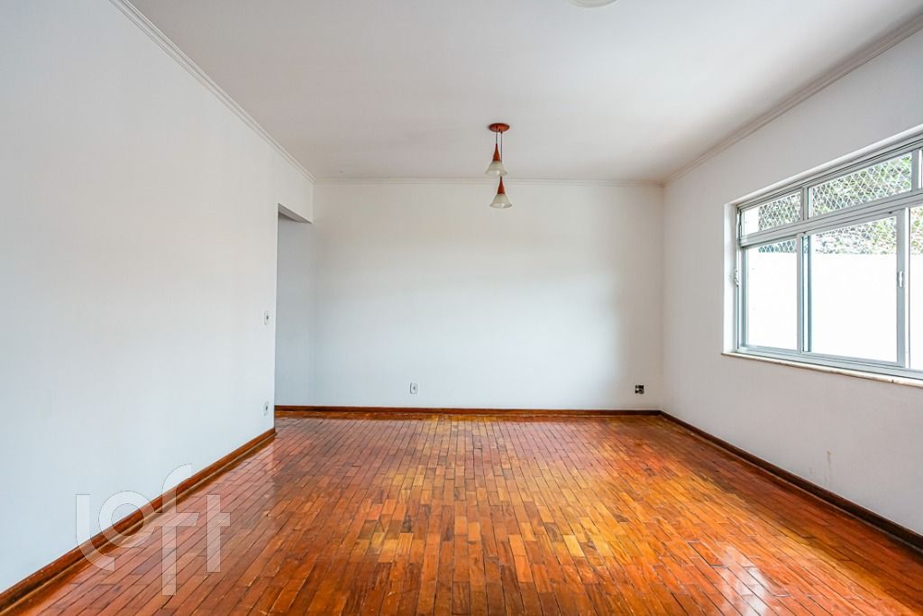 Casa à venda com 3 quartos, 131m² - Foto 7