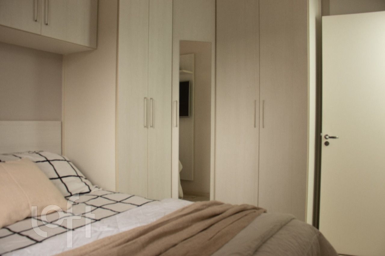 Apartamento à venda com 2 quartos, 48m² - Foto 20