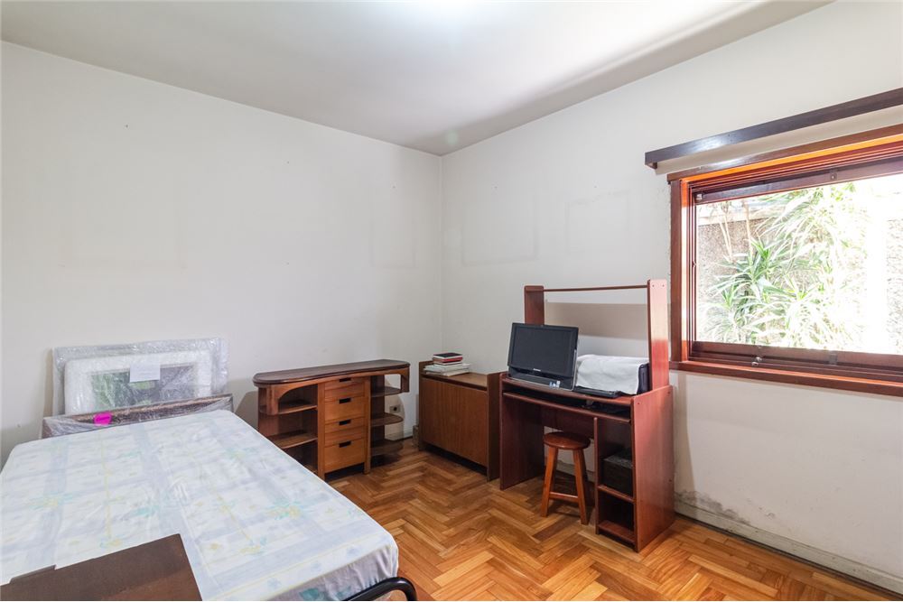 Casa à venda com 4 quartos, 307m² - Foto 8