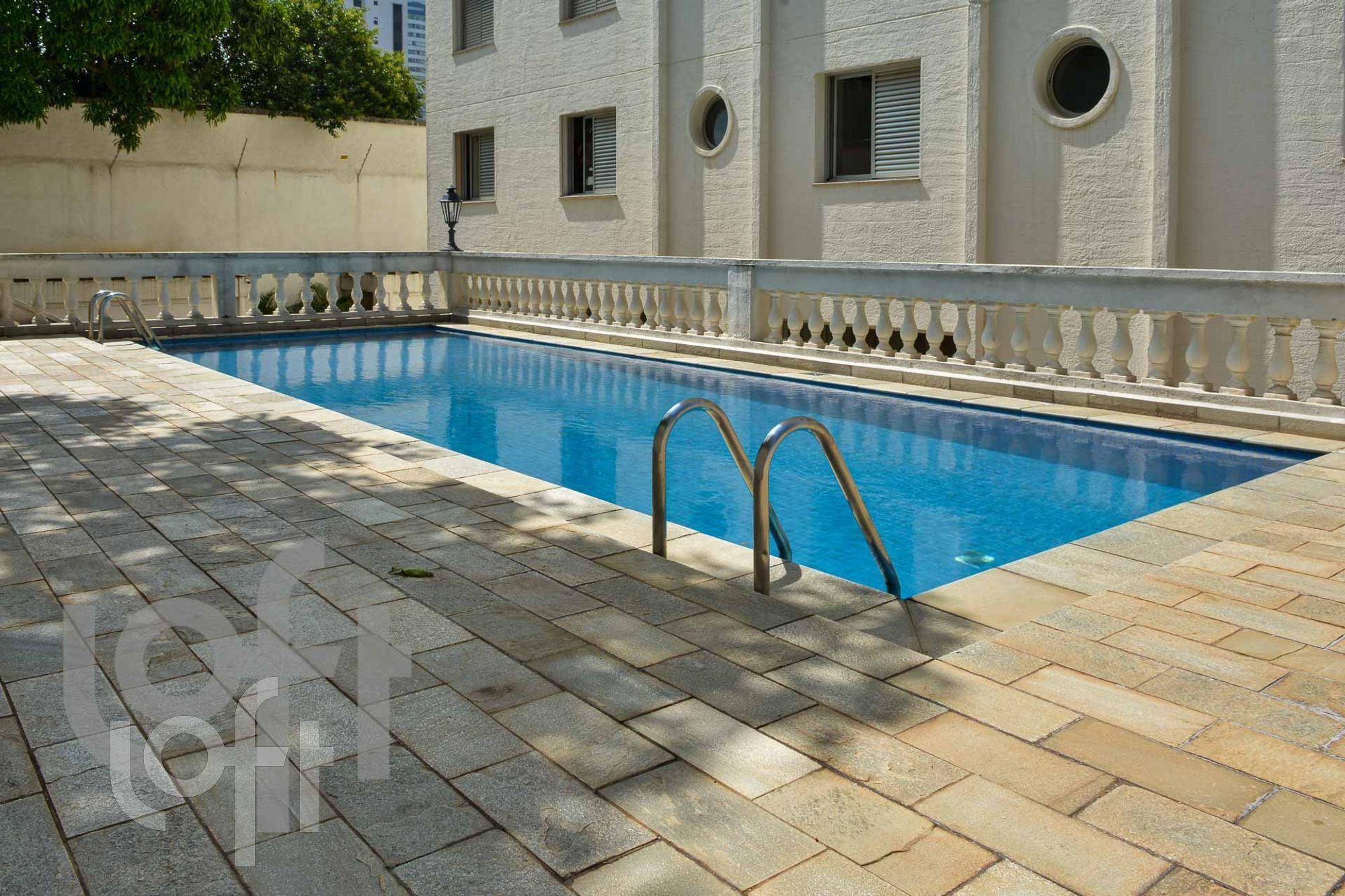 Apartamento à venda com 3 quartos, 200m² - Foto 35