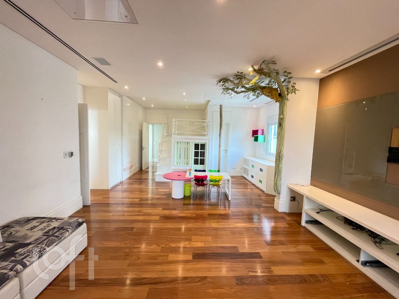 Apartamento, 3 quartos, 330 m² - Foto 14