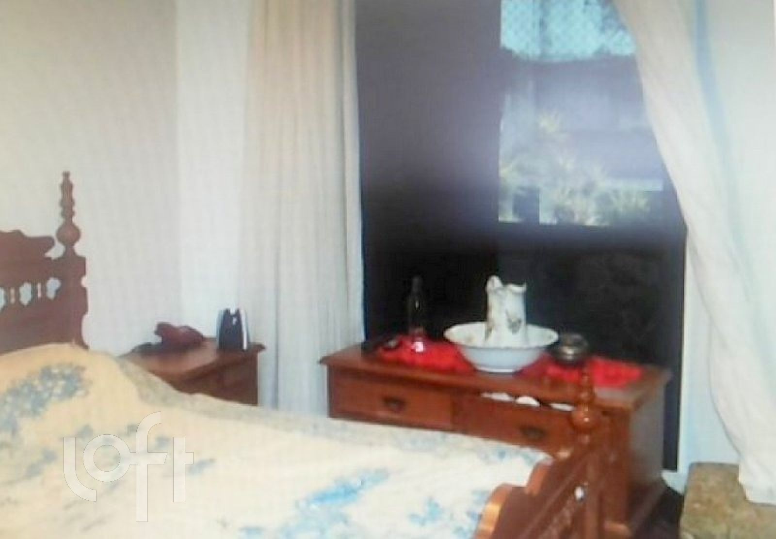 Apartamento à venda com 3 quartos, 226m² - Foto 4