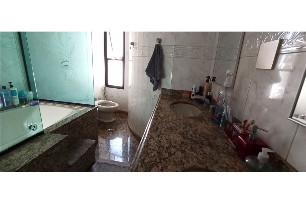 Apartamento à venda com 3 quartos, 165m² - Foto 24