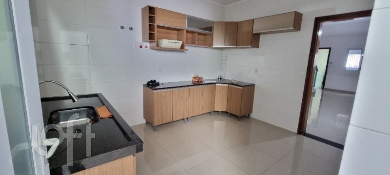 Casa à venda com 3 quartos, 129m² - Foto 4