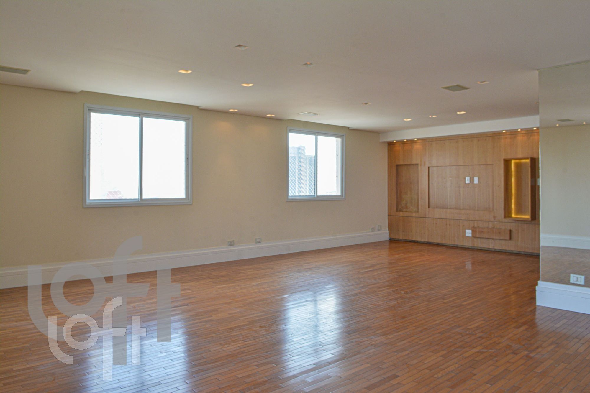 Apartamento à venda com 3 quartos, 200m² - Foto 20