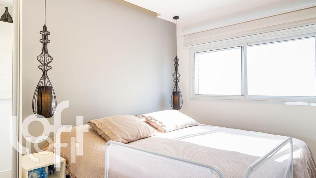 Apartamento à venda com 2 quartos, 76m² - Foto 4