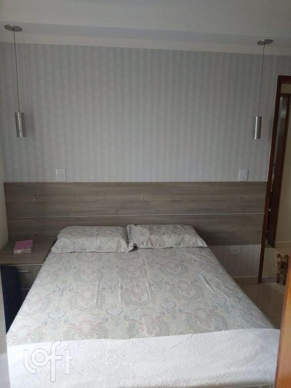 Apartamento à venda com 2 quartos, 56m² - Foto 2