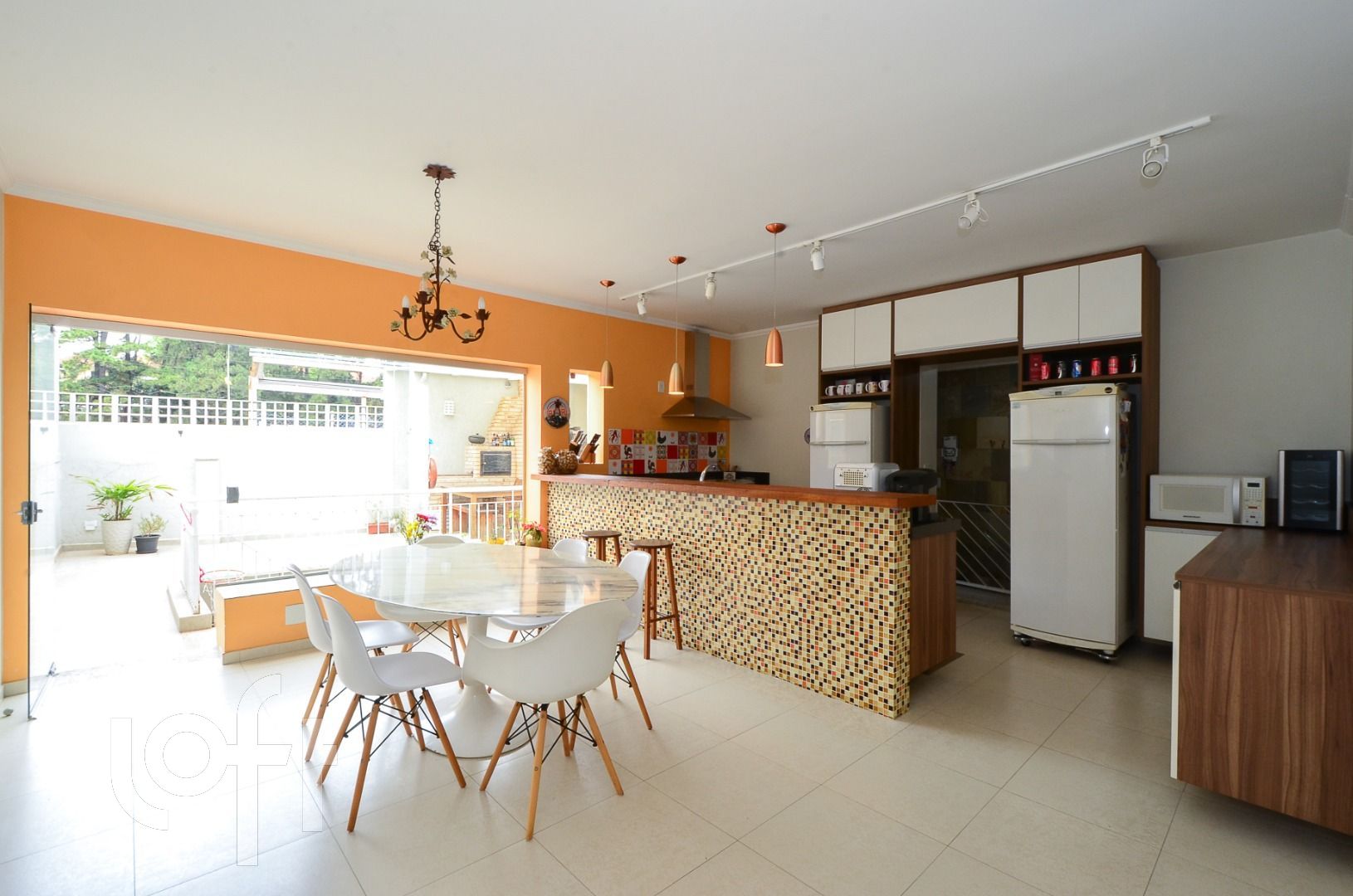 Casa à venda com 3 quartos, 359m² - Foto 9