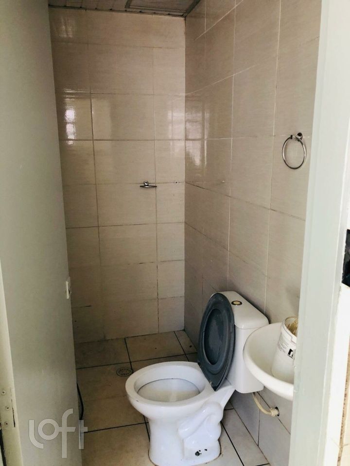 Casa à venda com 1 quarto, 250m² - Foto 11