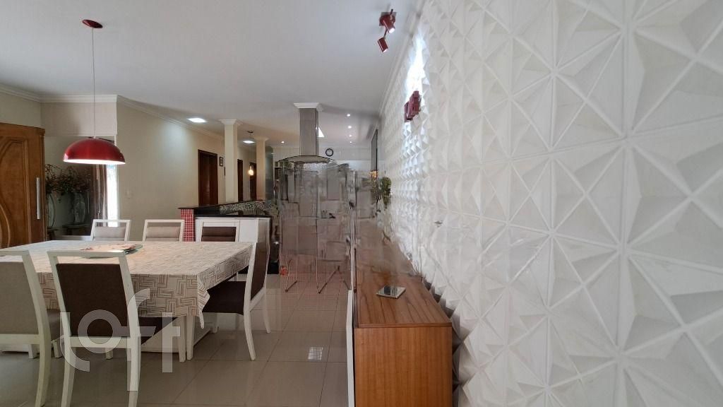 Casa à venda com 3 quartos, 390m² - Foto 11