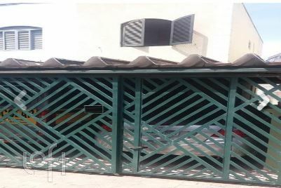 Casa à venda com 2 quartos, 100m² - Foto 1