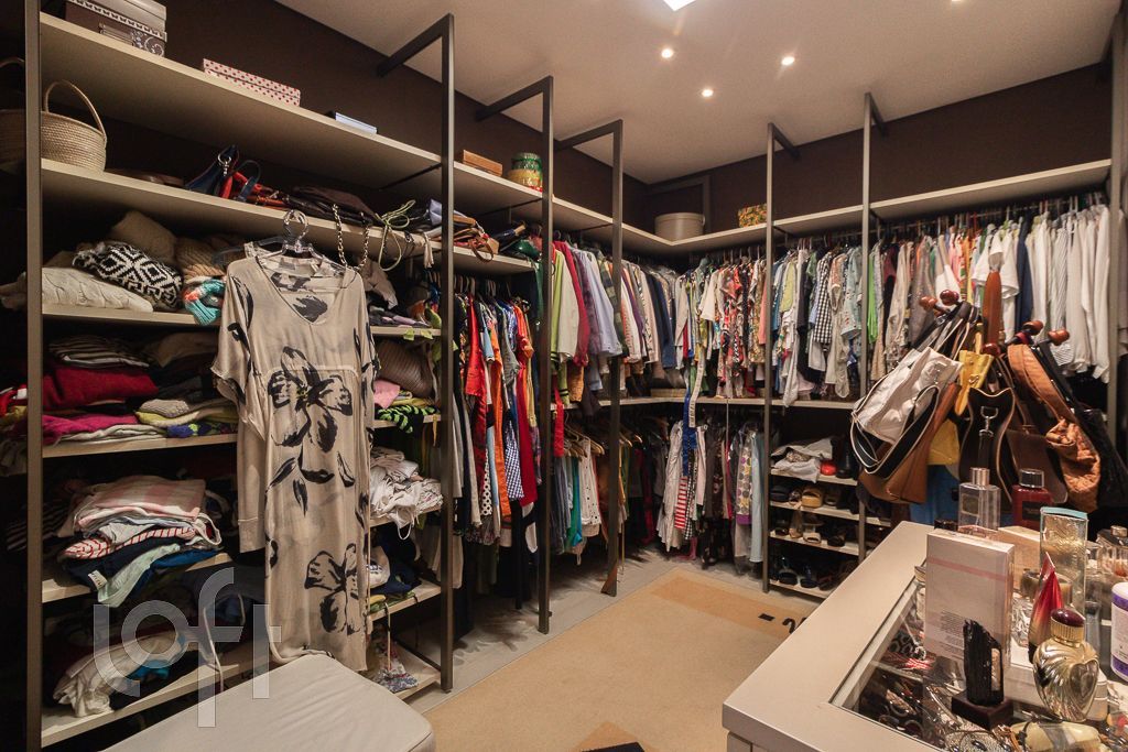 Casa à venda com 4 quartos, 276m² - Foto 29