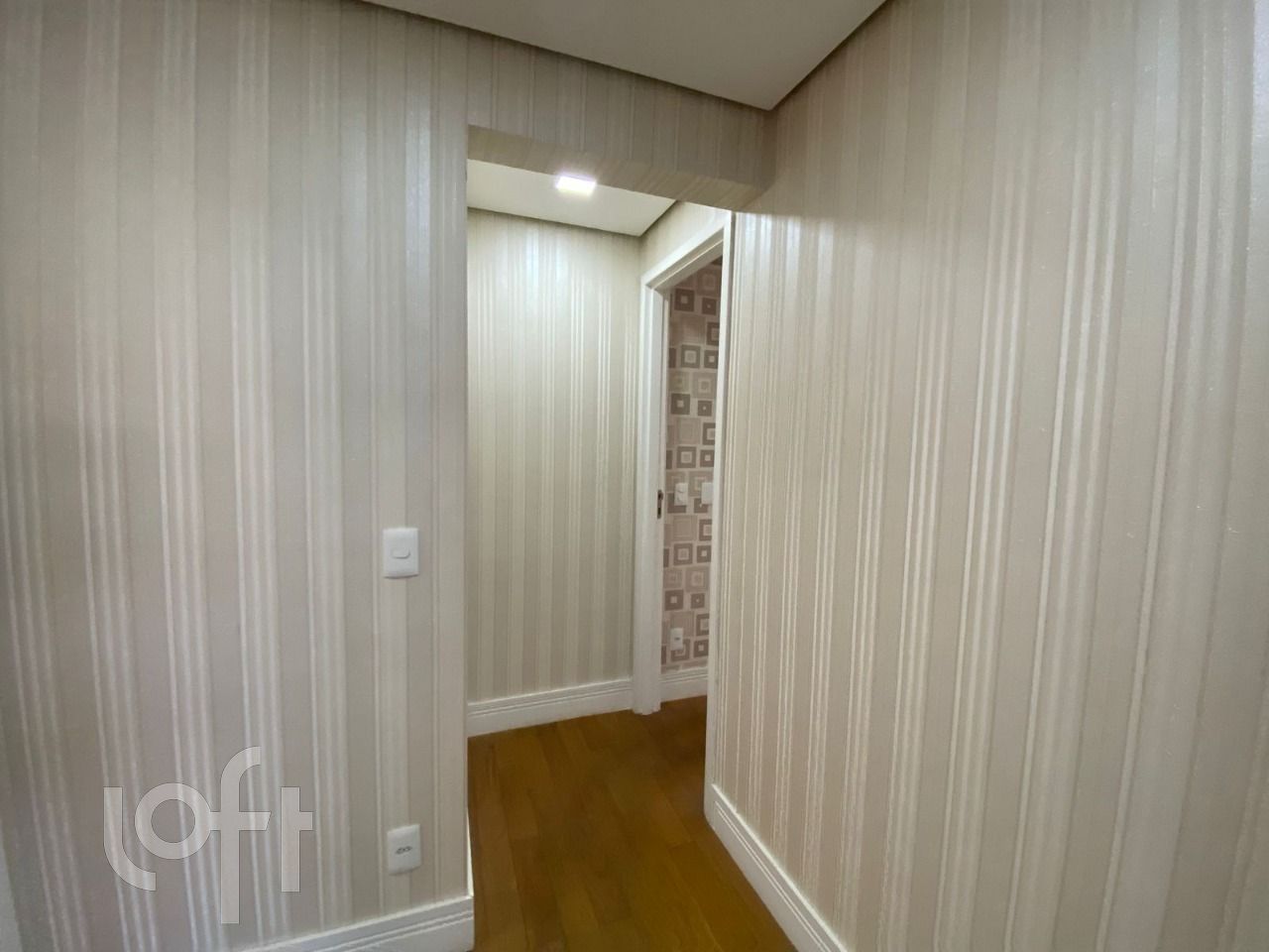Apartamento à venda com 3 quartos, 180m² - Foto 11