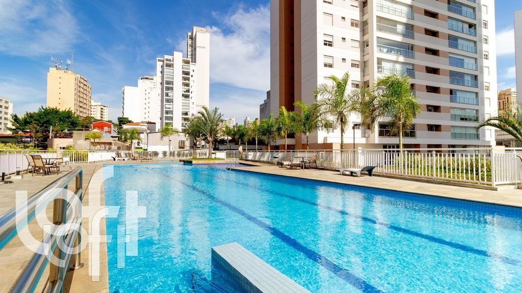 Apartamento à venda com 2 quartos, 76m² - Foto 22