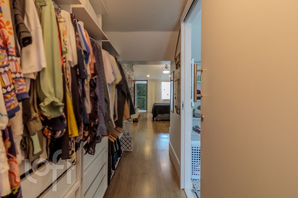 Casa à venda com 4 quartos, 219m² - Foto 32