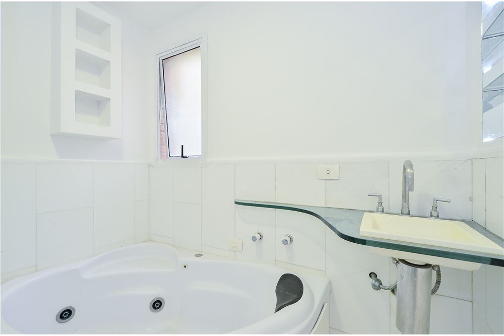 Apartamento à venda com 3 quartos, 129m² - Foto 19