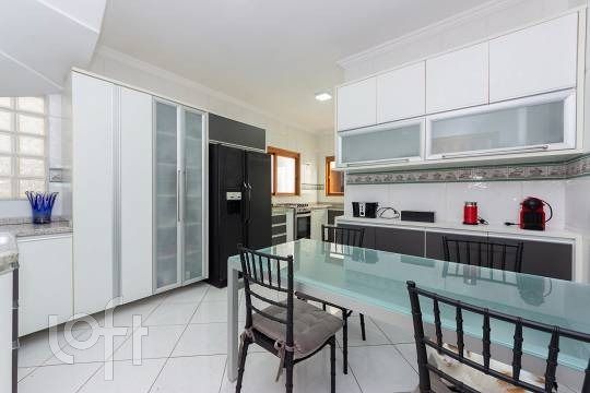 Casa, 3 quartos, 270 m² - Foto 24