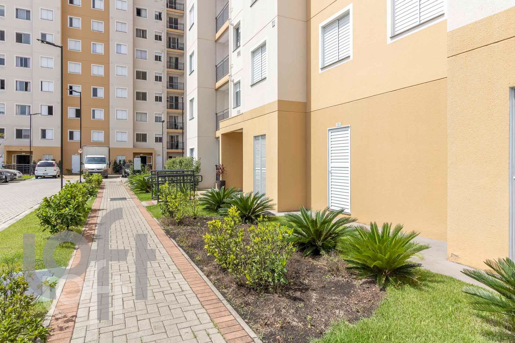 Apartamento à venda com 2 quartos, 43m² - Foto 33