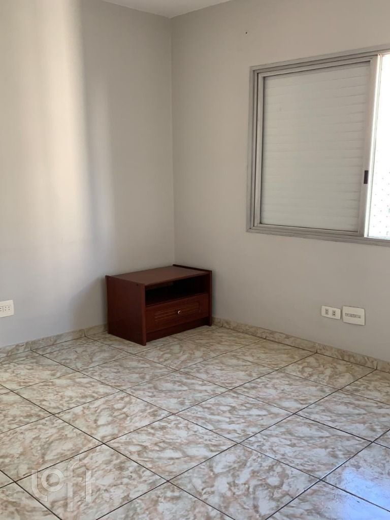 Apartamento à venda com 2 quartos, 75m² - Foto 10