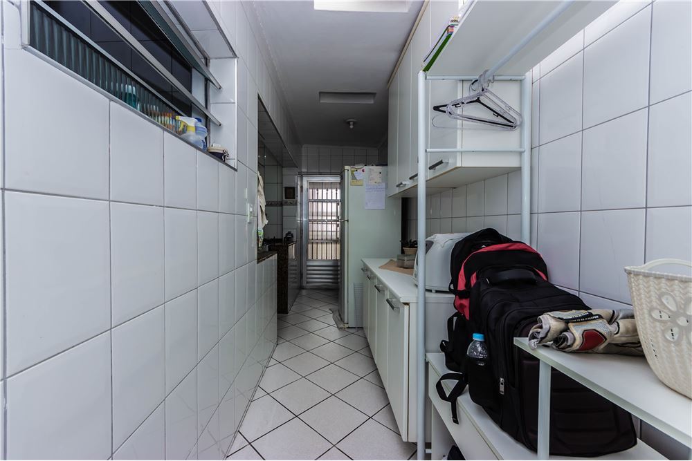Casa à venda com 2 quartos, 80m² - Foto 15