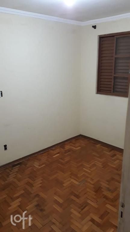 Apartamento à venda com 2 quartos, 70m² - Foto 2