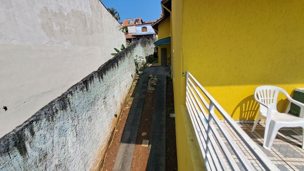 Casa à venda com 3 quartos, 390m² - Foto 9