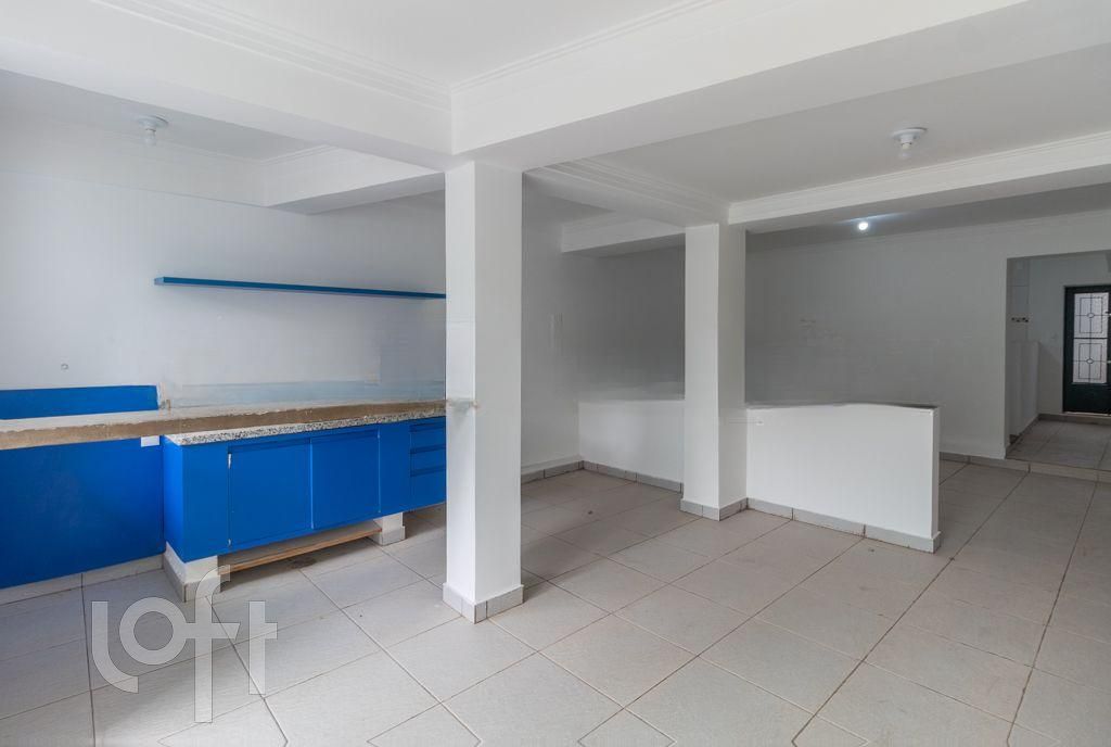 Casa à venda com 3 quartos, 210m² - Foto 4